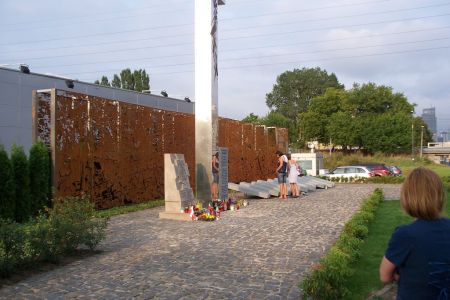 pomnik aktualny stan prac 01.08.2014 autor zdjęć p.Wojciech Gardoliński (6)